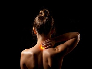 Cervicales douloureuses en hiver : quoi faire ?
