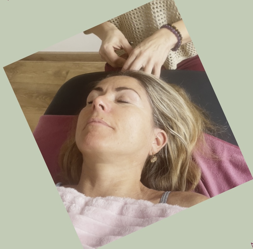 massage-visage-yoga-dien-chan-Marie-neuville-sur-saone